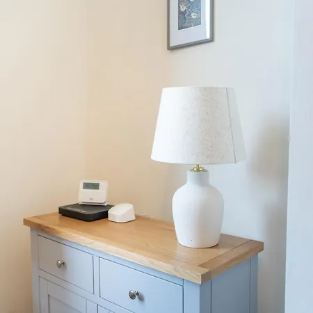 Apartment Luxury Group Stay, Parking, Near Station *